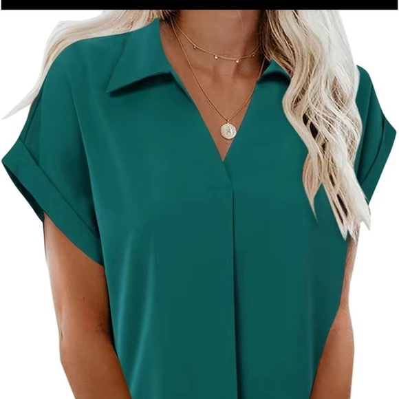 Temu Tops - Green Solid V-Neck Casual Blouse – Size 4 Temu - Short Sleeve - Brand New